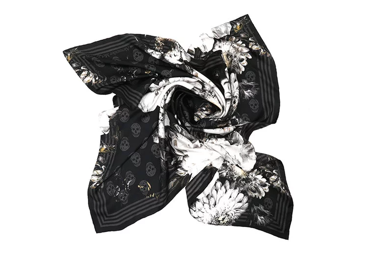 One-Stop Custom Silk Scarf Service One-Stop Custom Silk Scarf Service
